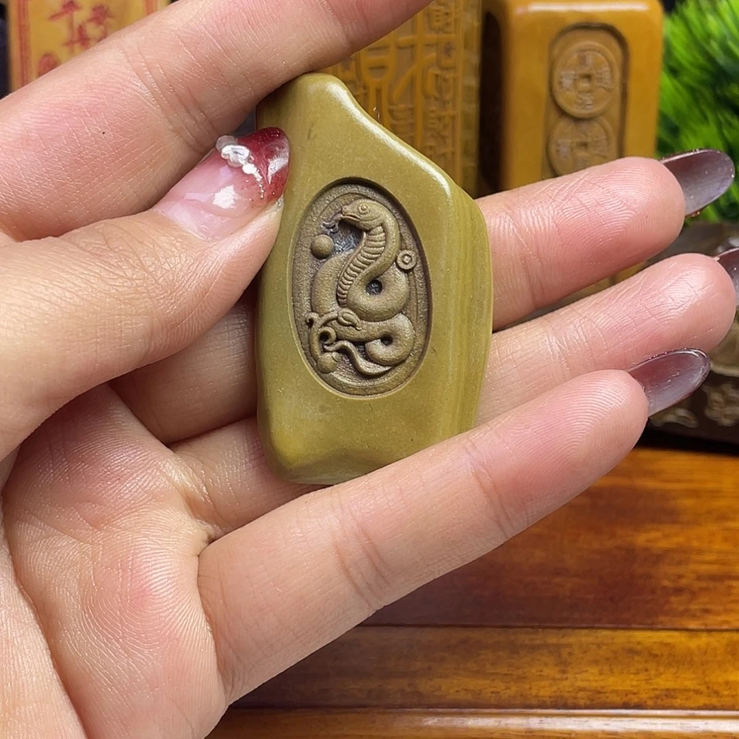 戈壁石2489662488855223665