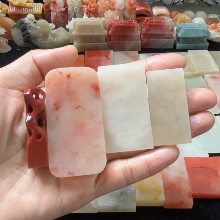 老挝石4个。。。。。。。。。