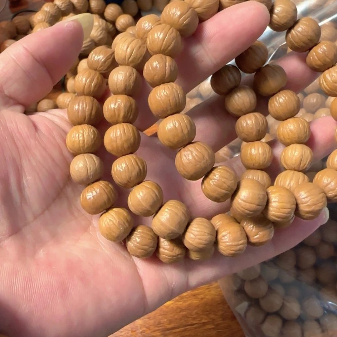 猴头核桃吊坠12+南瓜手串