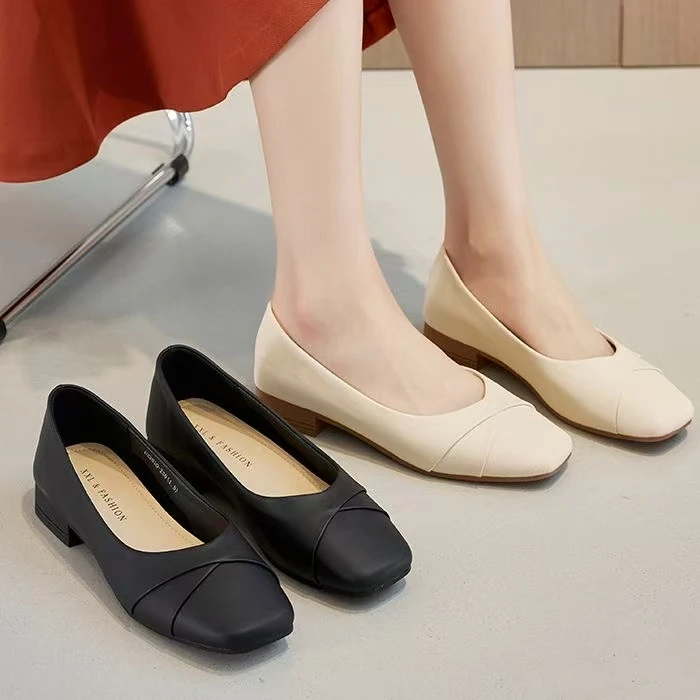 春夏季新款包头粗跟舒适软底软面纯色百搭单鞋19281