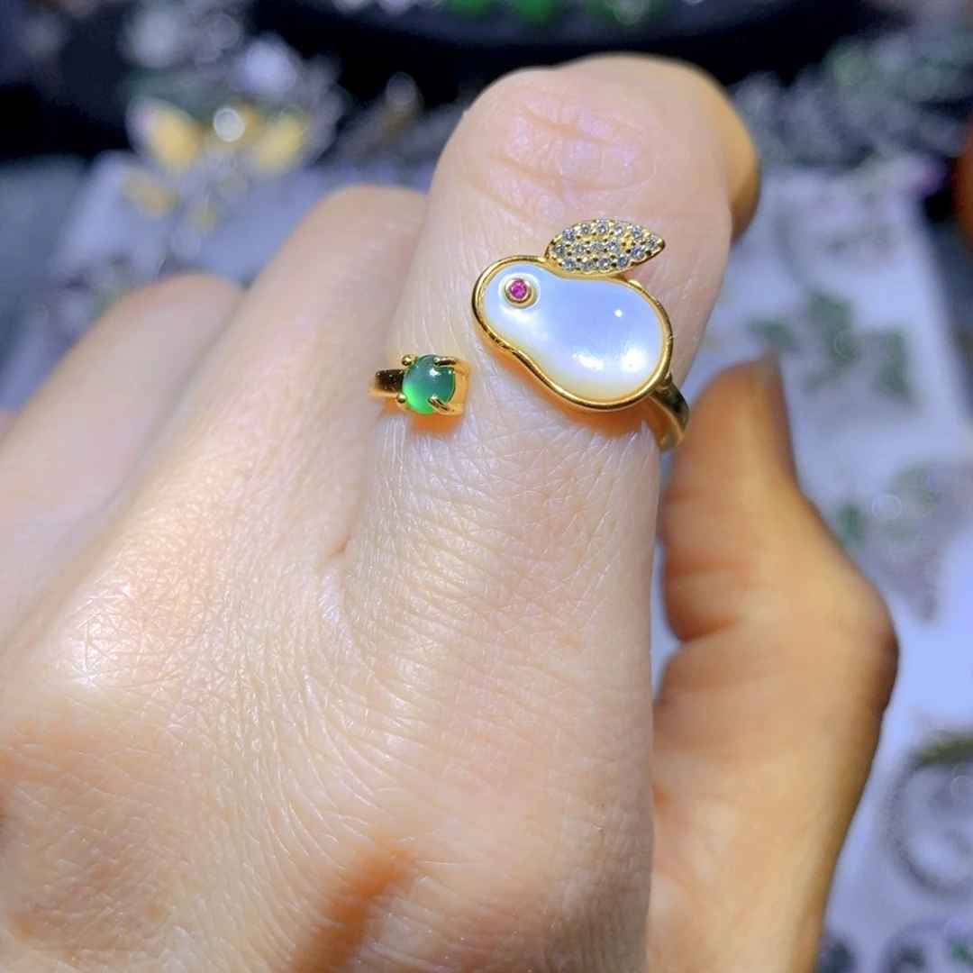 翡翠颈饰银S925镶嵌天然翡翠