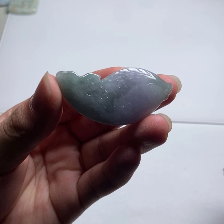 翡翠未镶嵌颈饰鱼牌4