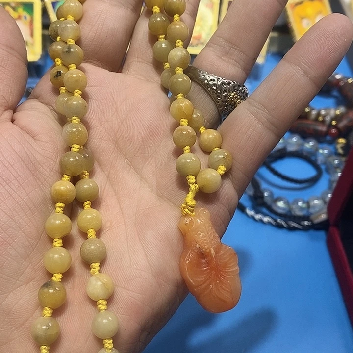 玛瑙/玉髓颈饰未镶嵌40