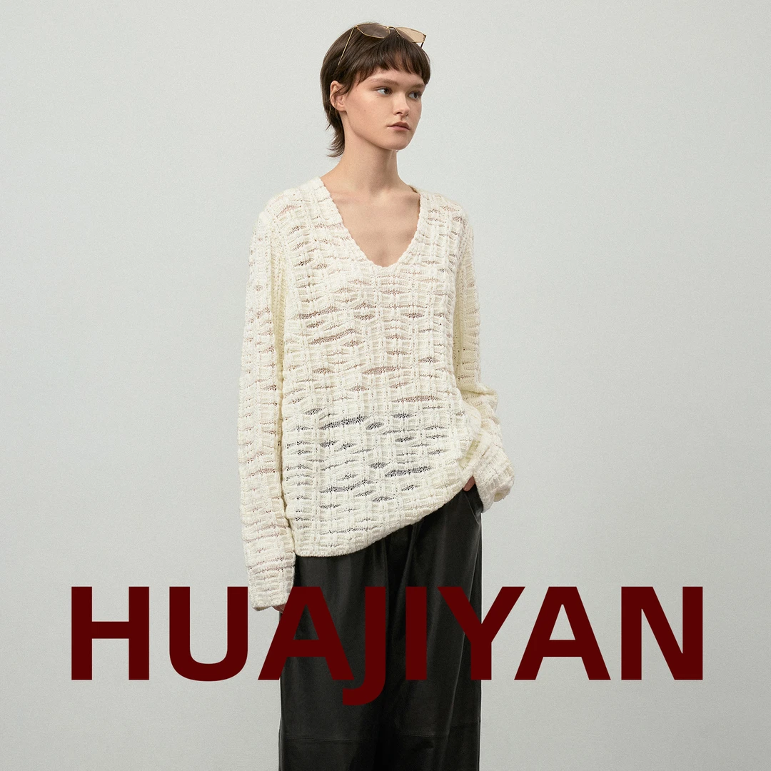 华吉言/HUAJIYAN【糯米酥】羊毛混沙V领镂空松弛慵懒感针织衫