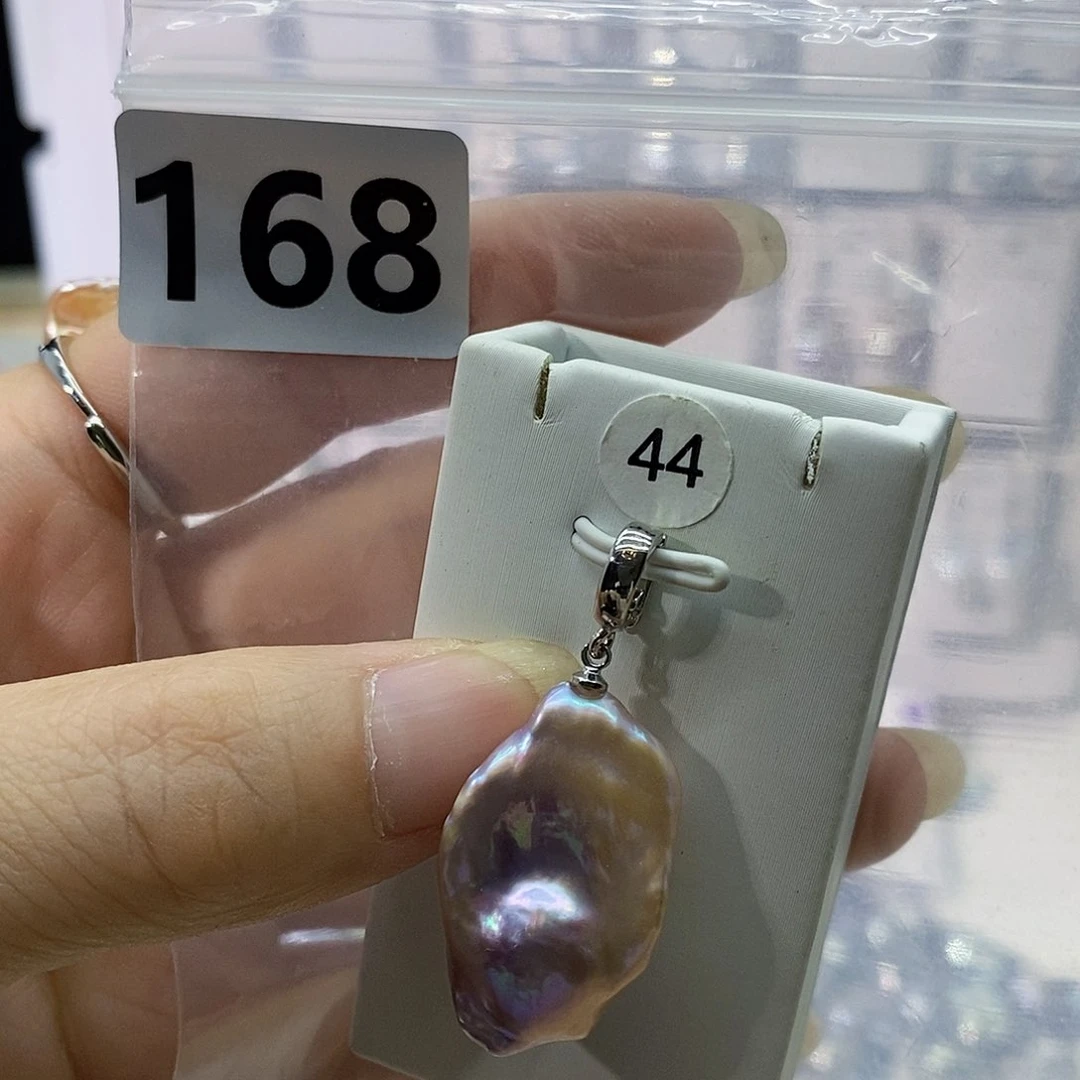 淡水珍珠合金颈饰