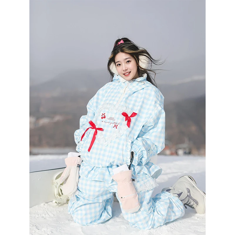 卡盛蓝白格纹滑雪服套装女2026秋冬新款蝴蝶结可爱风单板雪场穿搭