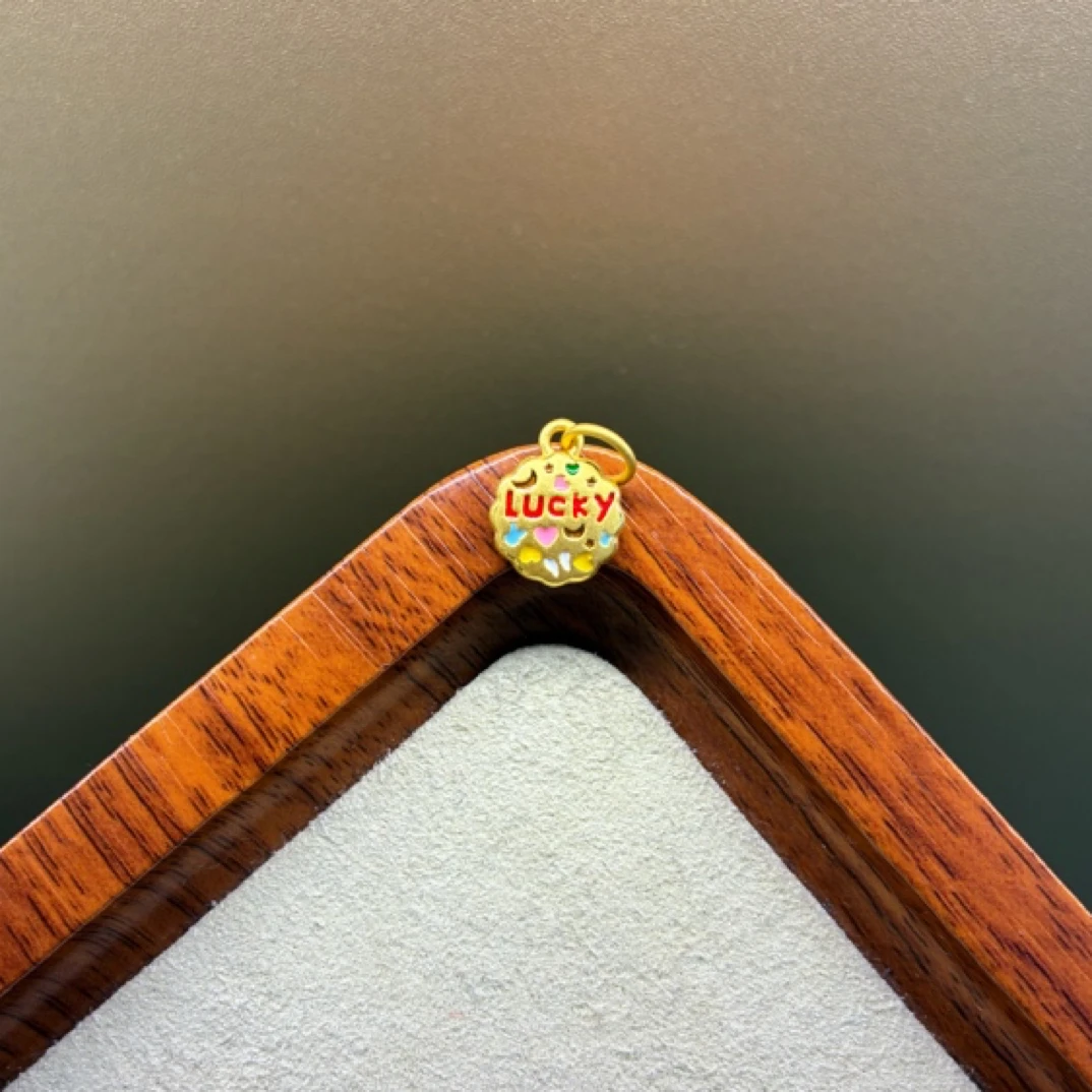 足金999烤漆Lucky小饼干幸运牌提溜转运珠手绳串珠配件生日礼物