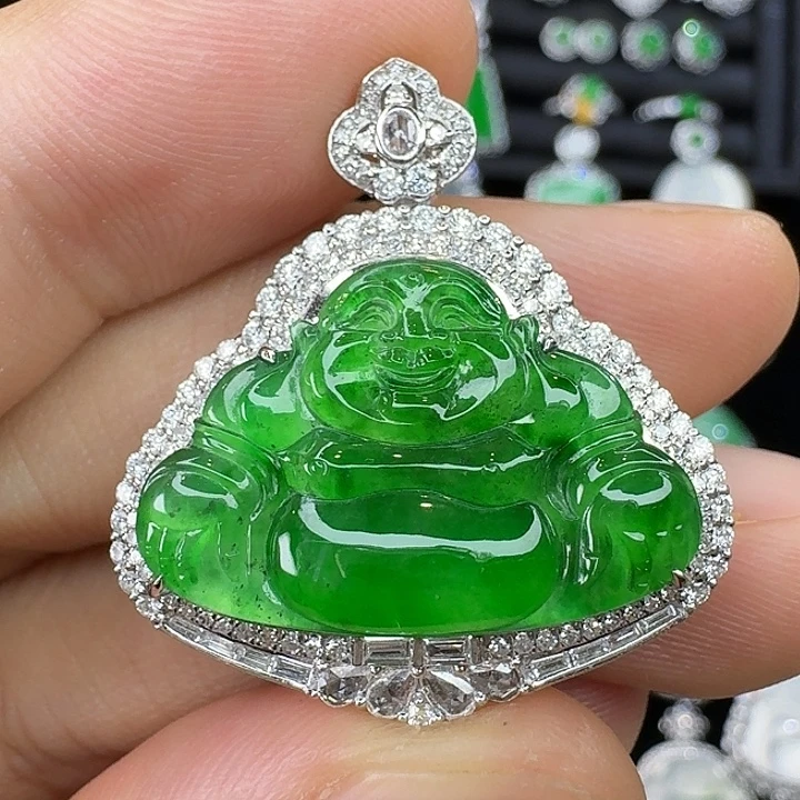 翡翠18K金镶嵌颈饰天然翡翠