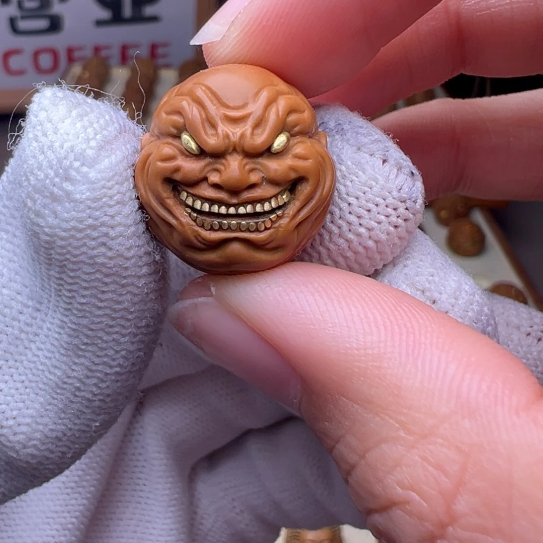 猴头核桃把件镶嵌款坏笑恶僧全品有正常封口线