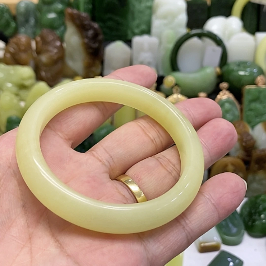 【闪购商品】颈饰未镶嵌和田玉杨**8