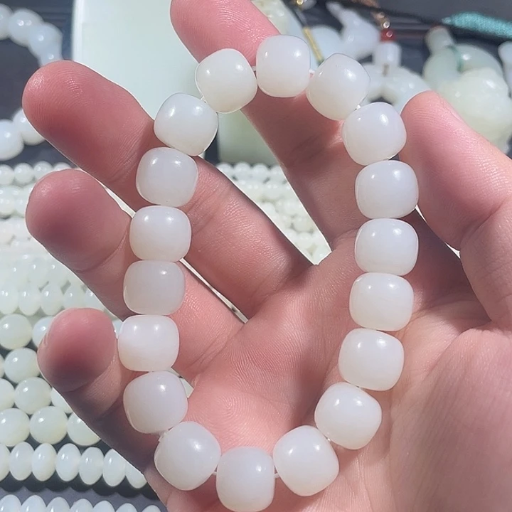 和田玉未镶嵌吊坠(不含链)手串