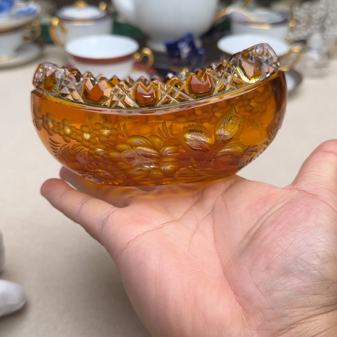 瓷片新号开播 点点关注