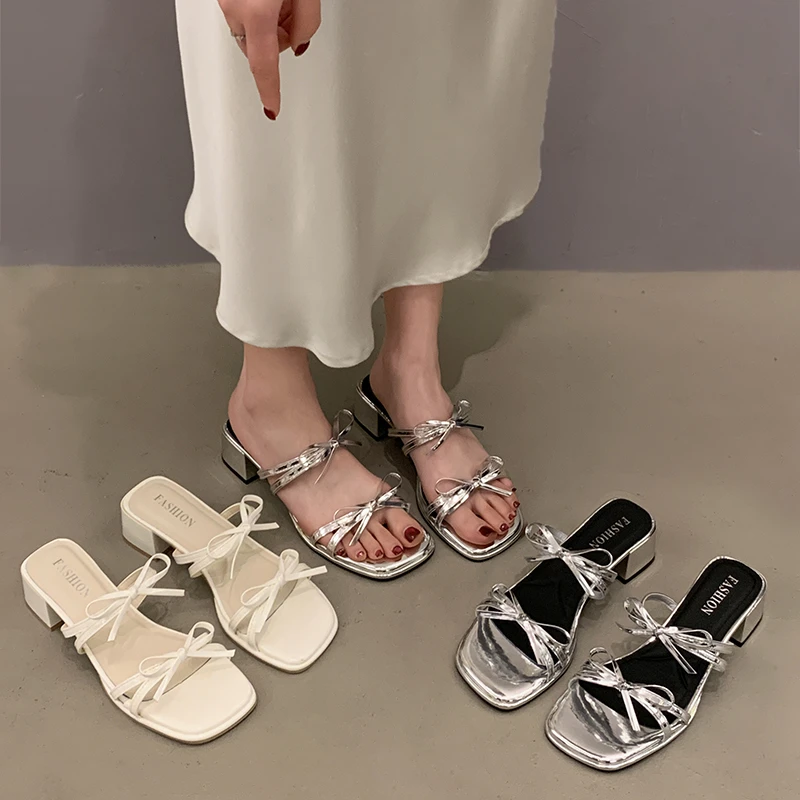 贾不假拖鞋女夏外穿2025新款网红绝美时尚配裙子粗跟仙女风凉拖鞋