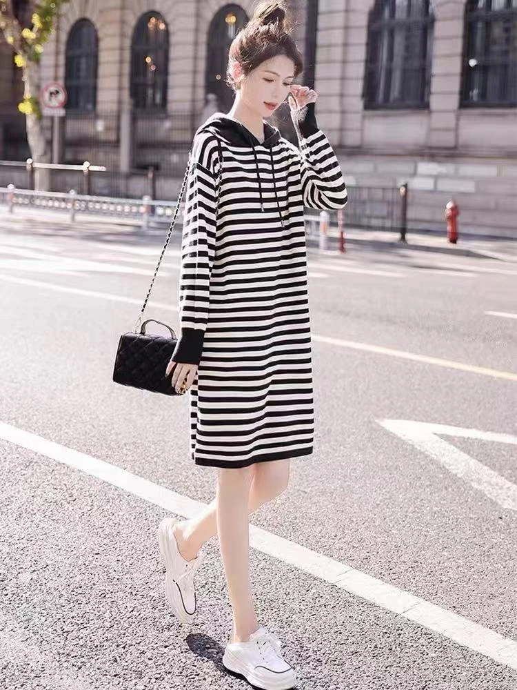 春秋新款黑白条纹长袖连衣裙2-139