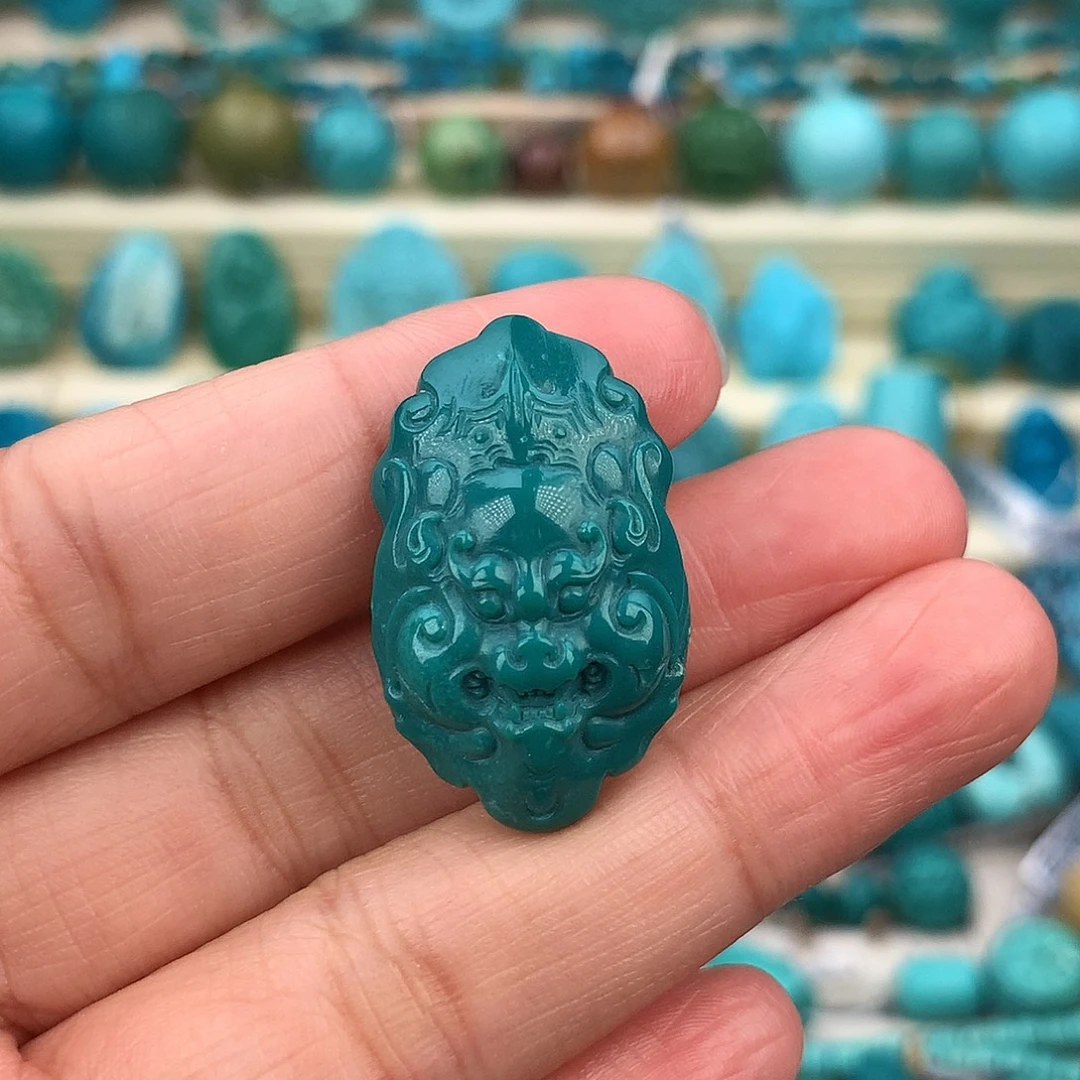 绿松石未镶嵌珠宝奇石