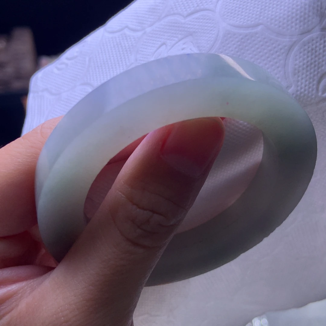 未镶嵌翡翠手镯定制翡翠