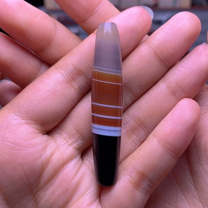 玛瑙/玉髓颈饰未镶嵌木*