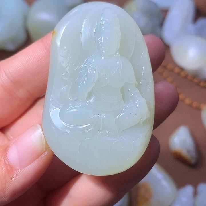 萍***꧁和田玉未镶嵌颈饰