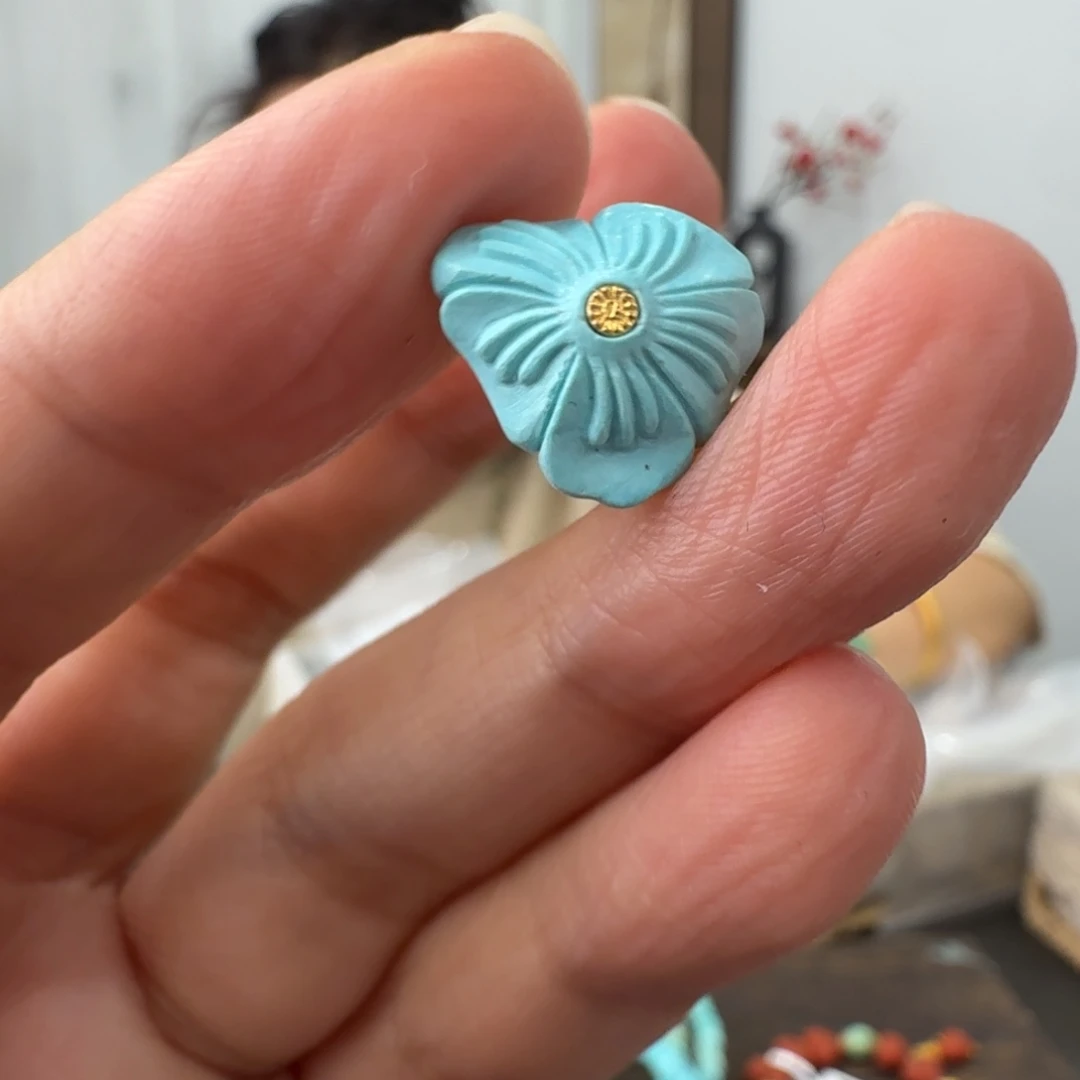 绿松石未镶嵌珠宝奇石