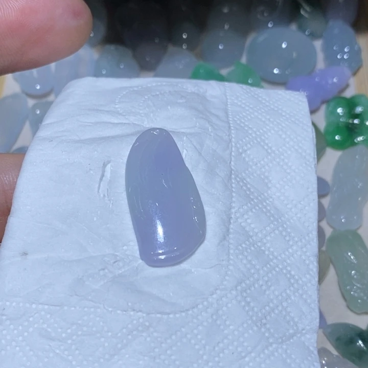 翡翠未镶嵌颈饰吊坠