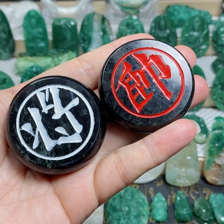 未镶嵌独山玉颈饰