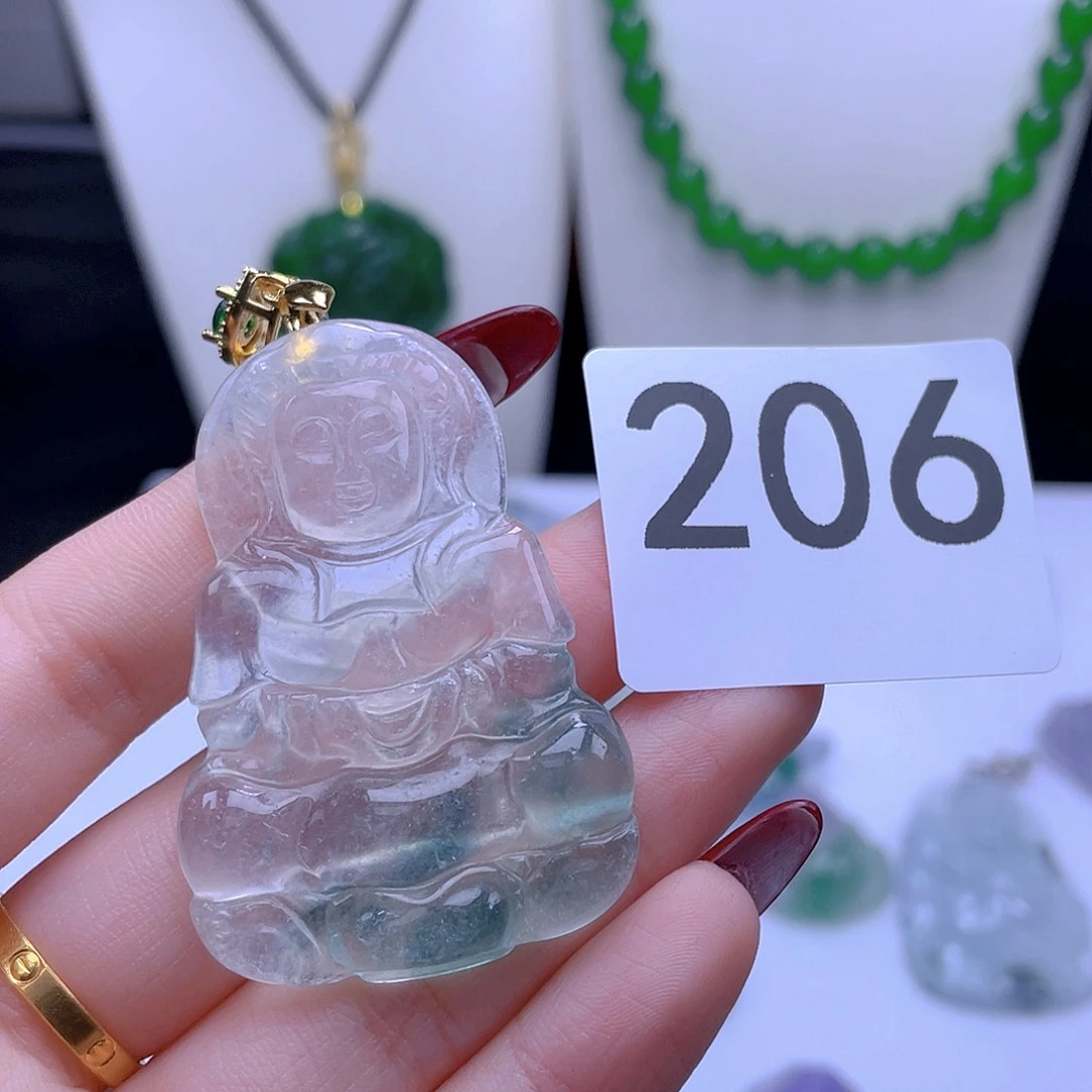 翡翠吊坠(赠链)未镶嵌