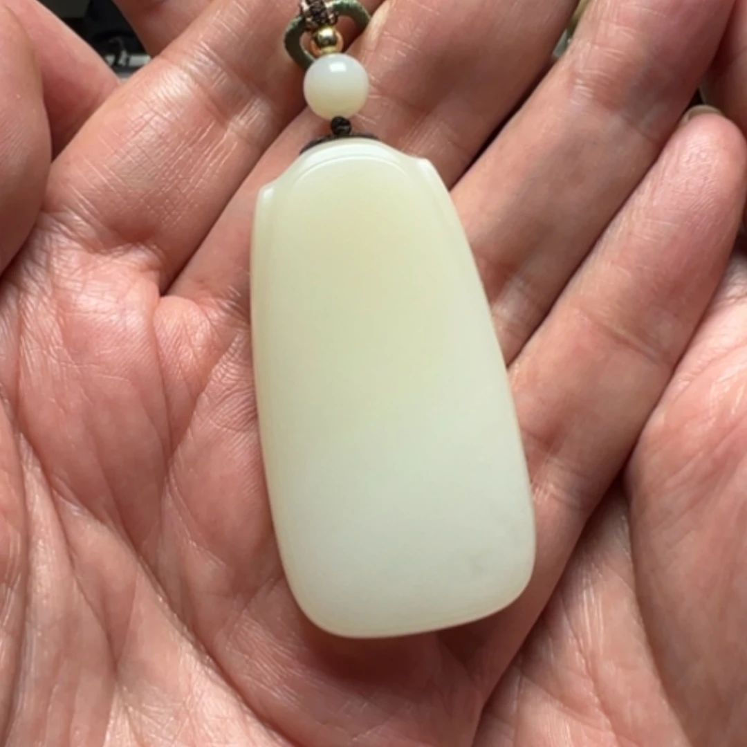 【闪购商品】颈饰未镶嵌和田玉