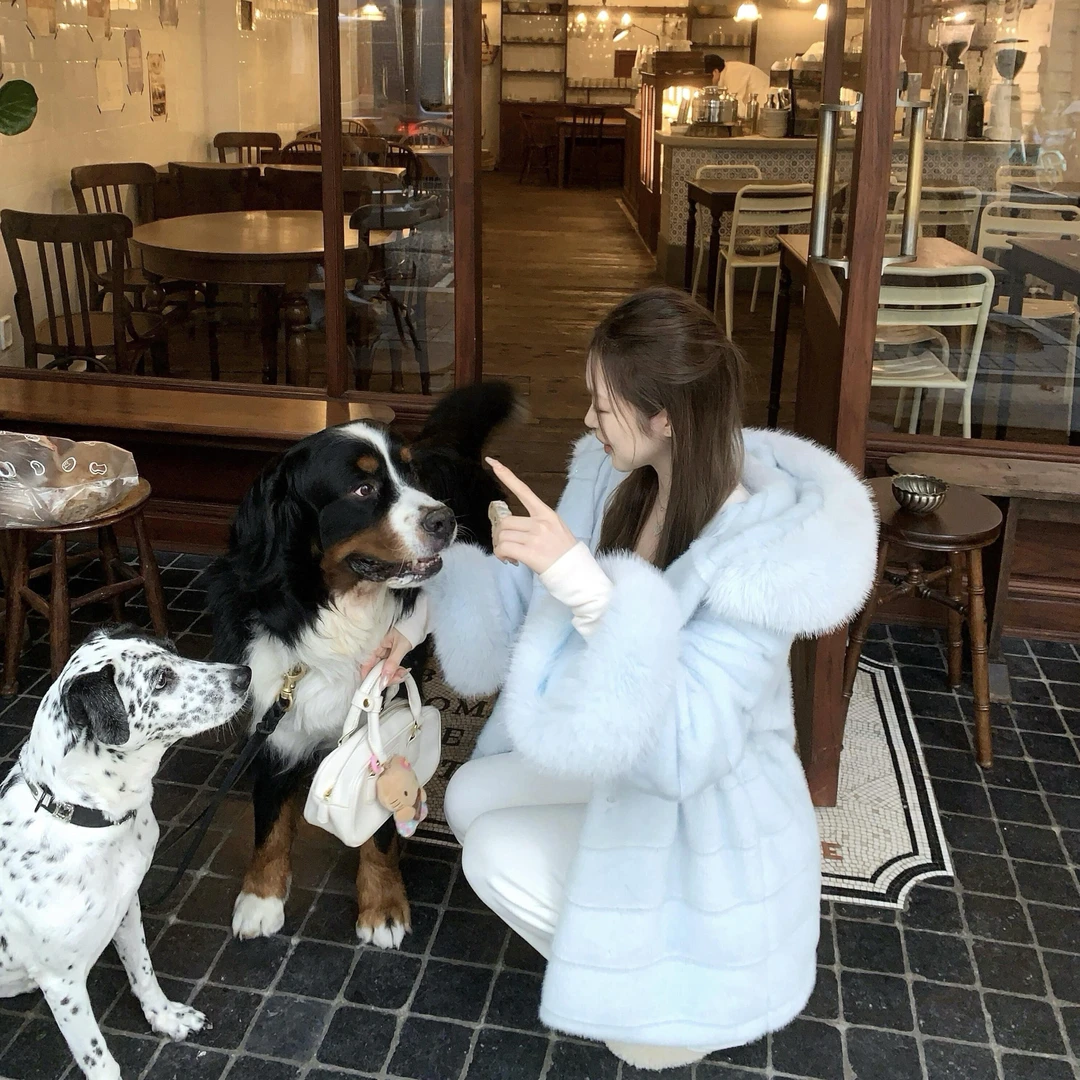 人造皮草 气质大毛领连帽浅蓝色中长款甜美环保毛毛外套加厚大衣