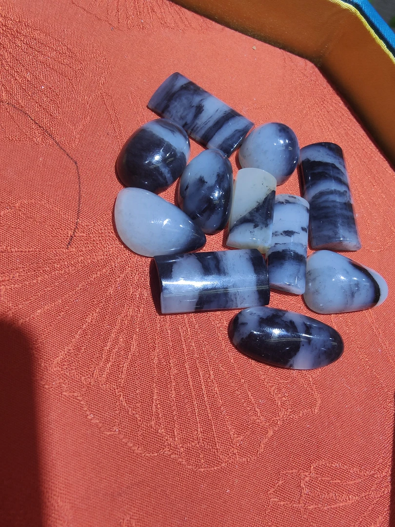 新疆和田玉子料青花戒面