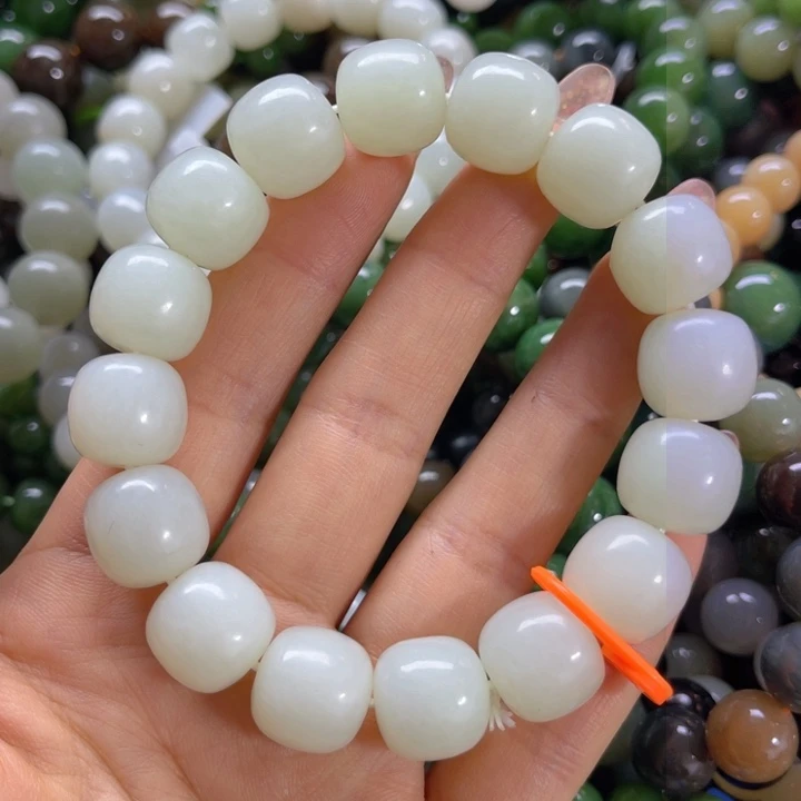 手链未镶嵌和田玉