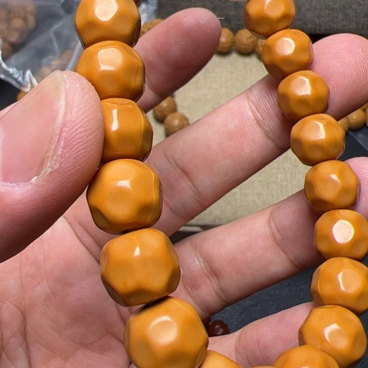 猴头核桃手串啦啦啦