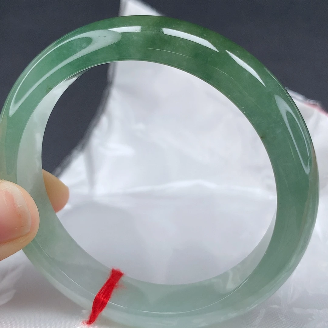 未镶嵌手镯翡翠，40号