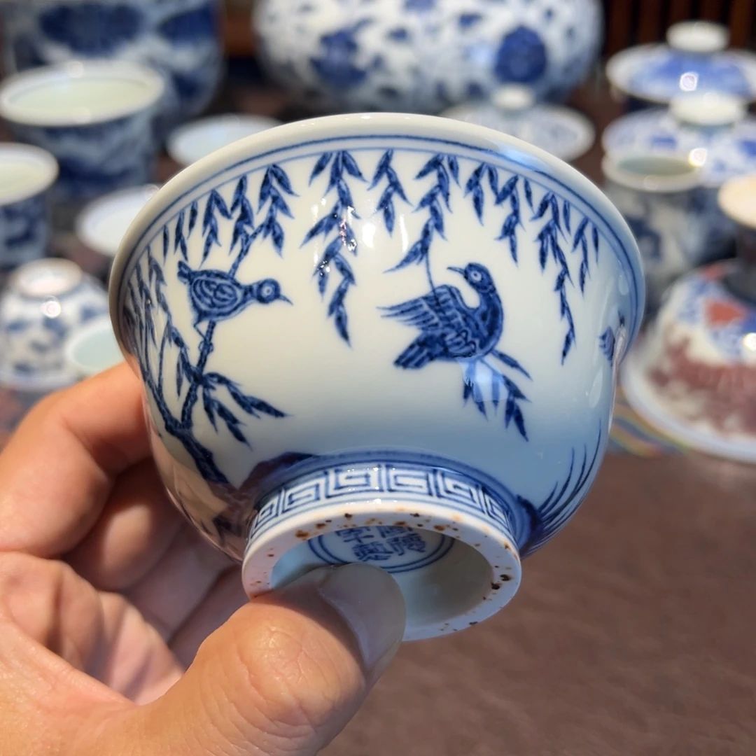 精品青花黄鹂一鹭压手杯口径约9.5厘米