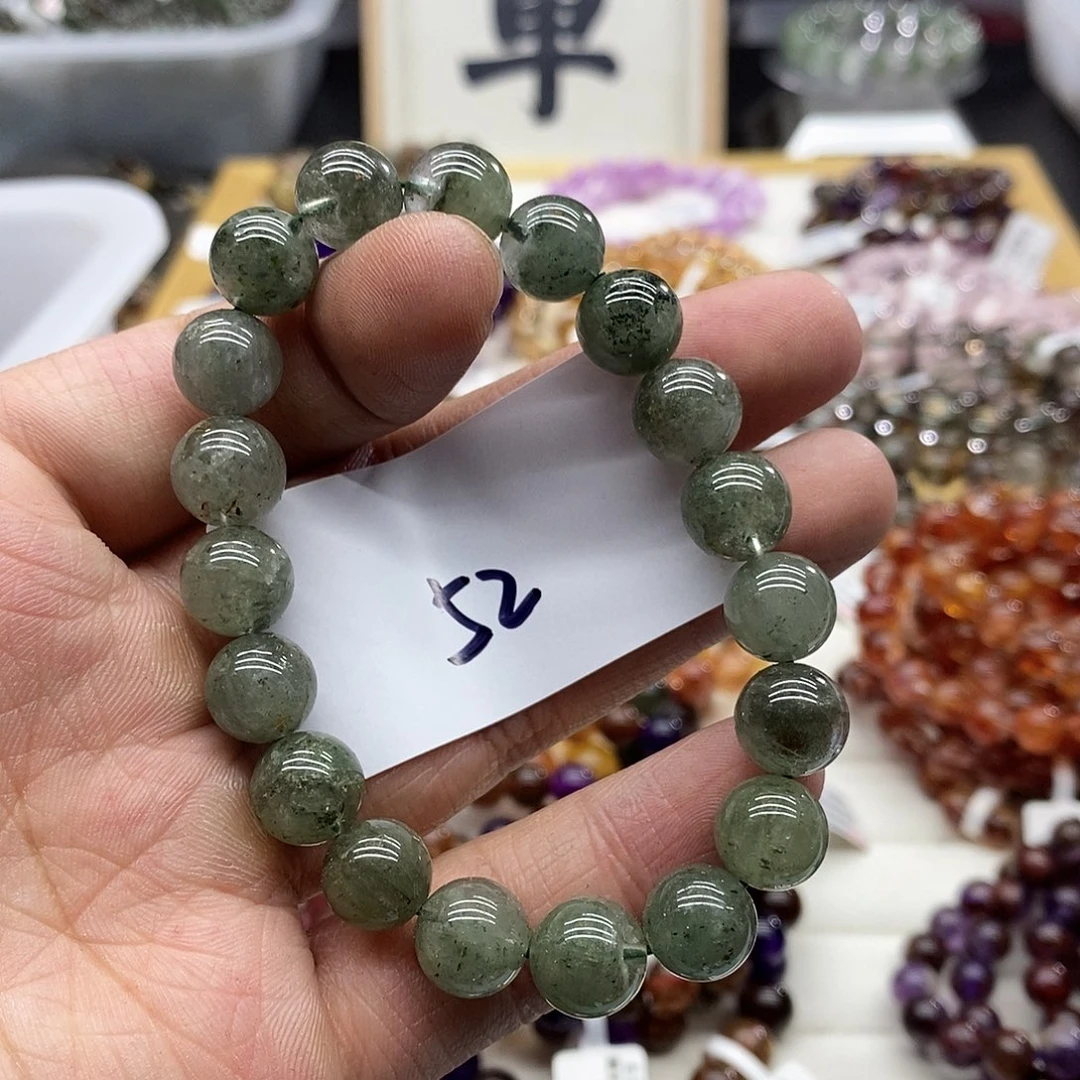 水晶手串未镶嵌天然