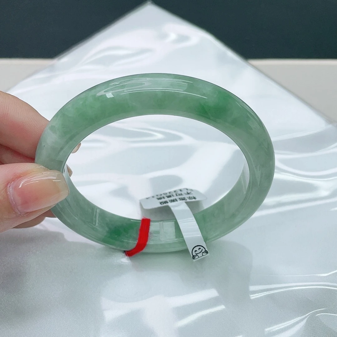 翡翠手镯未镶嵌正57.5