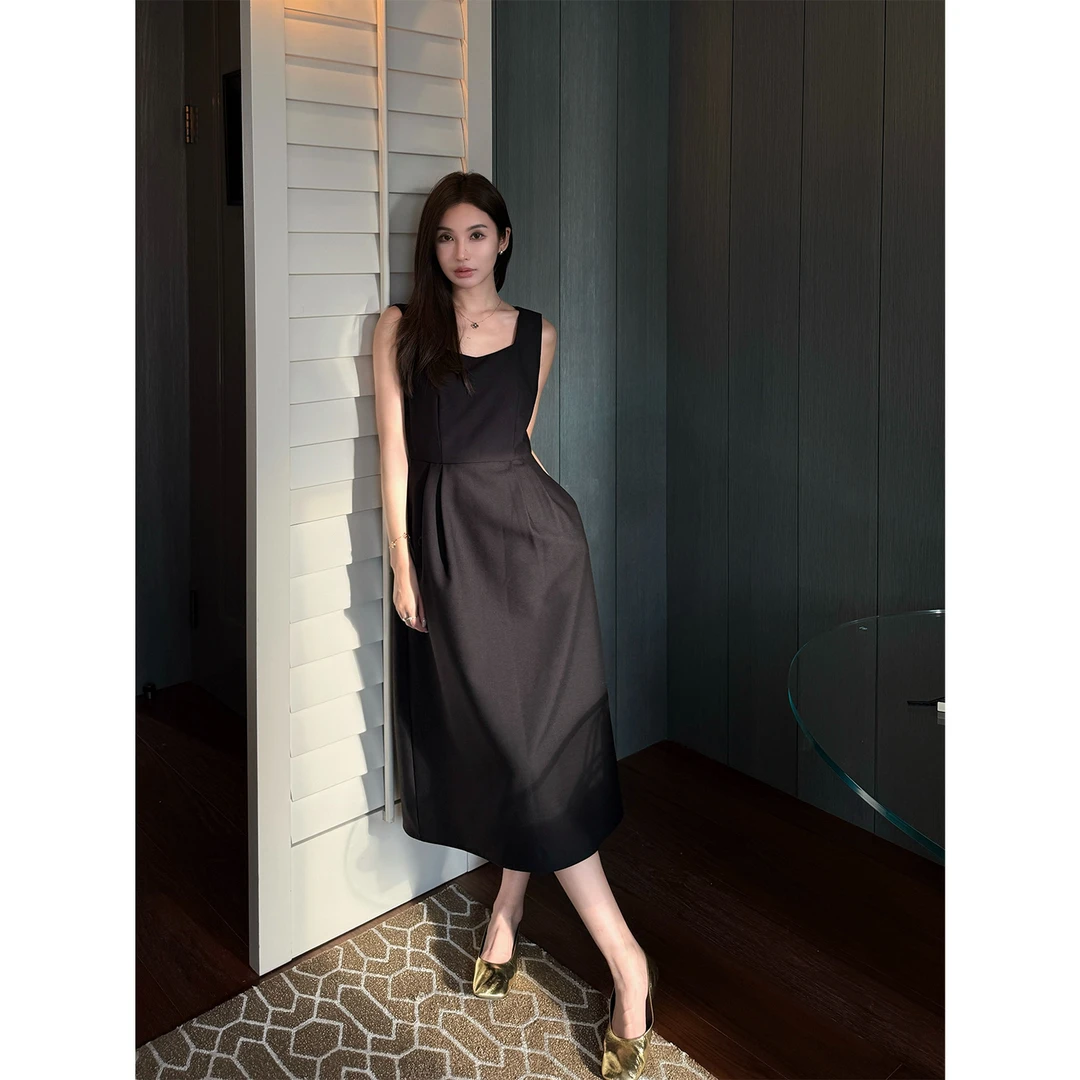 【金牛座】“生日裙”极简高级感小黑裙无袖背心醋酸T丝连衣裙210679