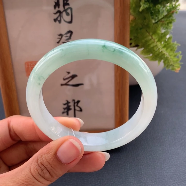 翡翠手镯未镶嵌翡翠手镯56+