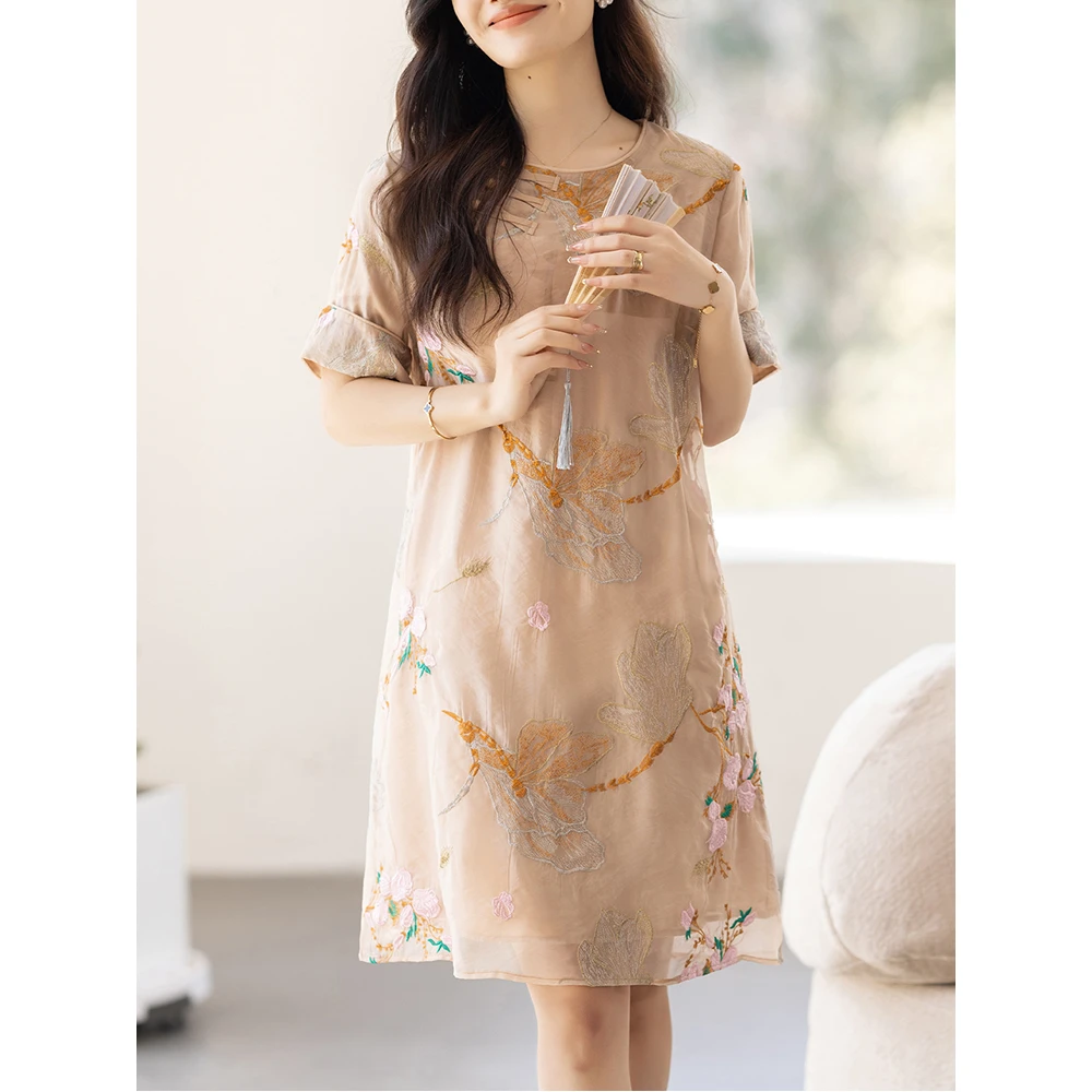 新中式重工刺绣休闲连衣裙女夏新款宽松百搭小个子a字国风中长裙