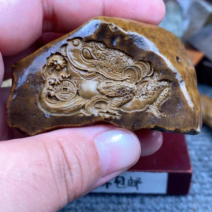 【闪购商品】原石雕刻手把件
