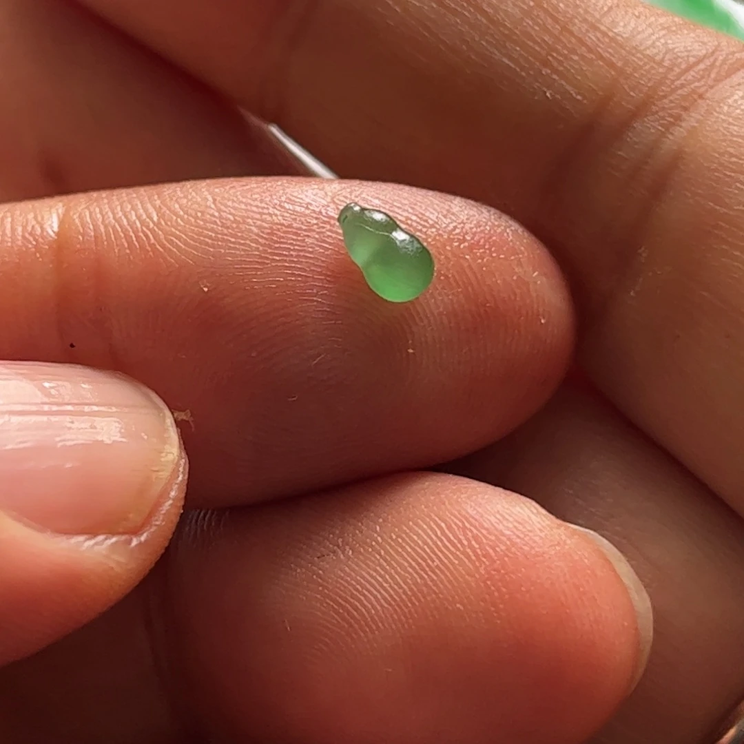 定制翡翠未镶嵌葫芦