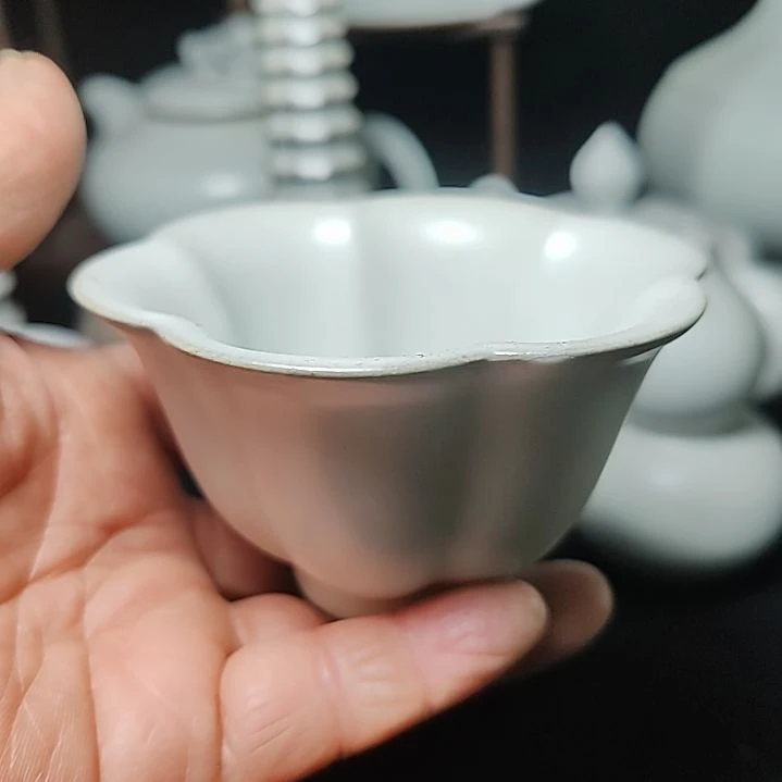 微瑕天青釉主人杯注浆成型