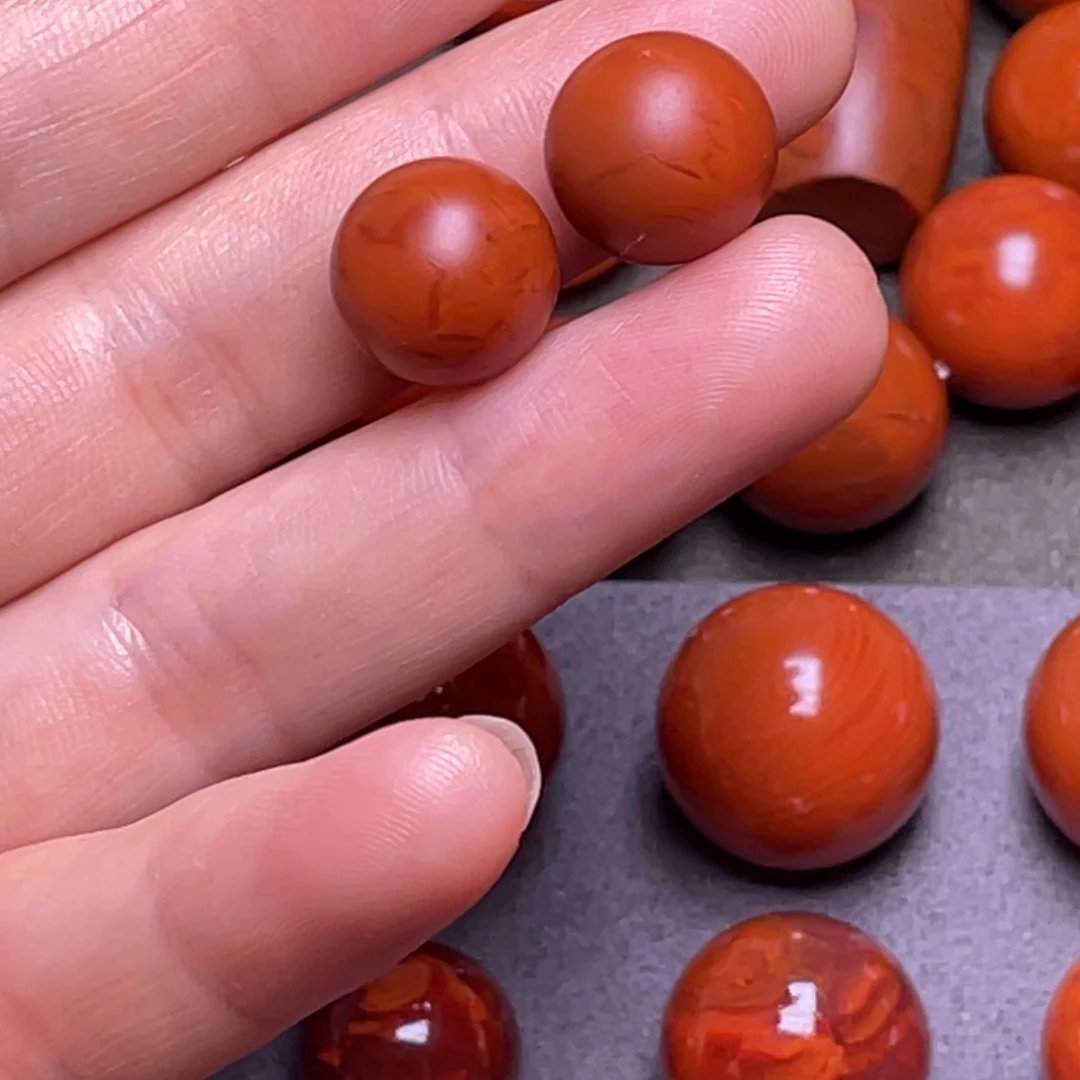 南红玛瑙原矿南红珠子12.9 13.1毫米未镶嵌太****发