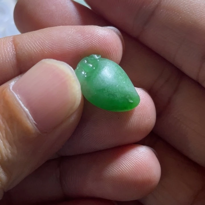 未镶嵌定制翡翠翡翠