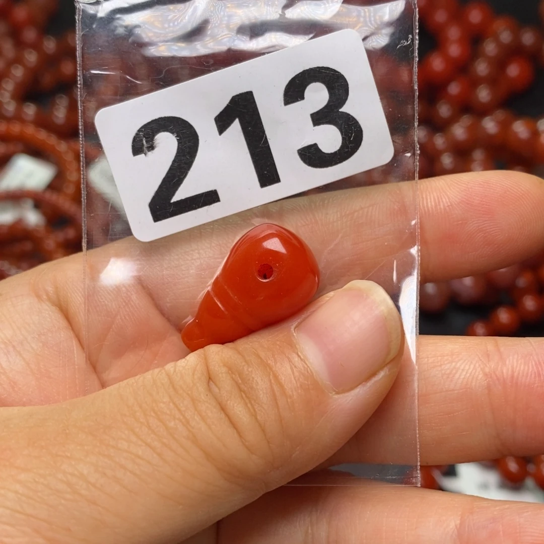 通***过南红玛瑙未镶嵌手链