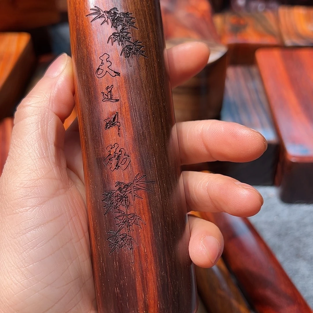 交趾黄檀（大红酸枝）山**哥