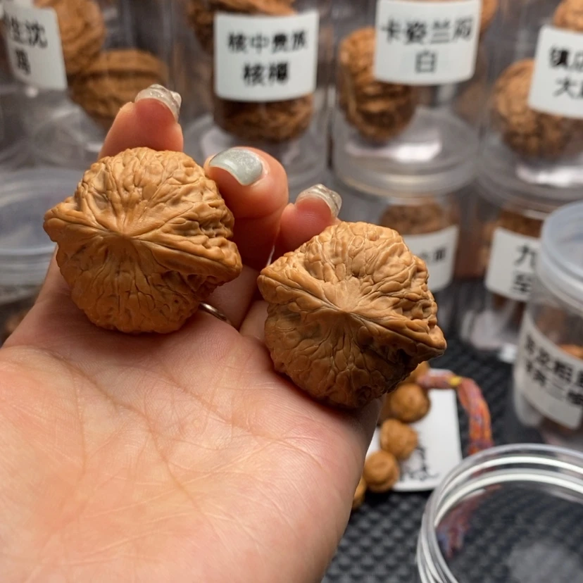 【闪购商品】文玩核桃吊坠铁锤35