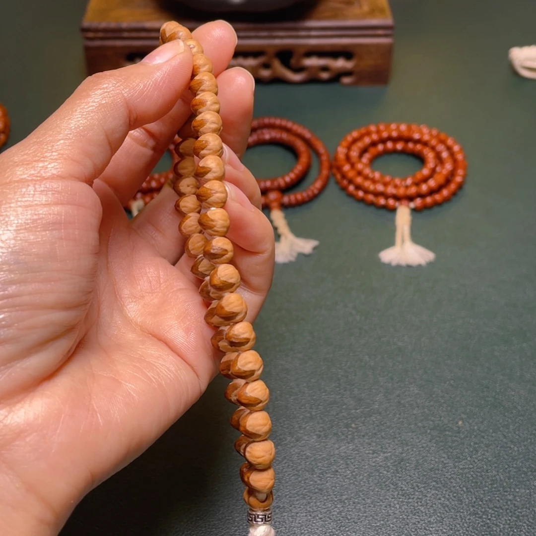 M***）吊坠柏香籽/百香籽三菱手持