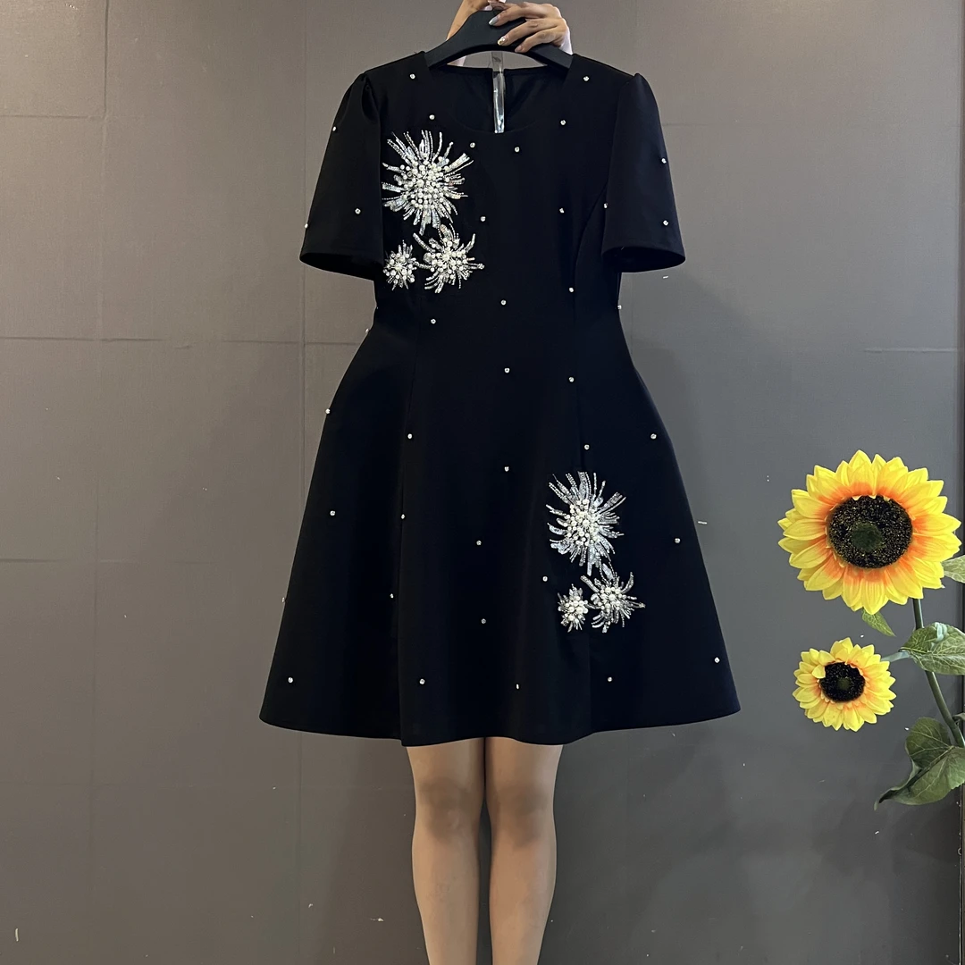 新款轻奢风时尚重工钉珠亮片镶钻修身显瘦气质优雅连衣裙