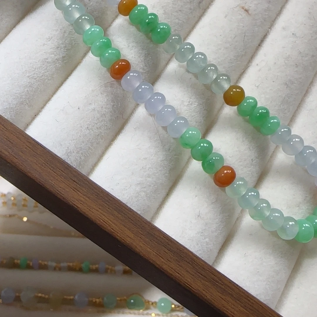 翡翠未镶嵌手链卡4.9