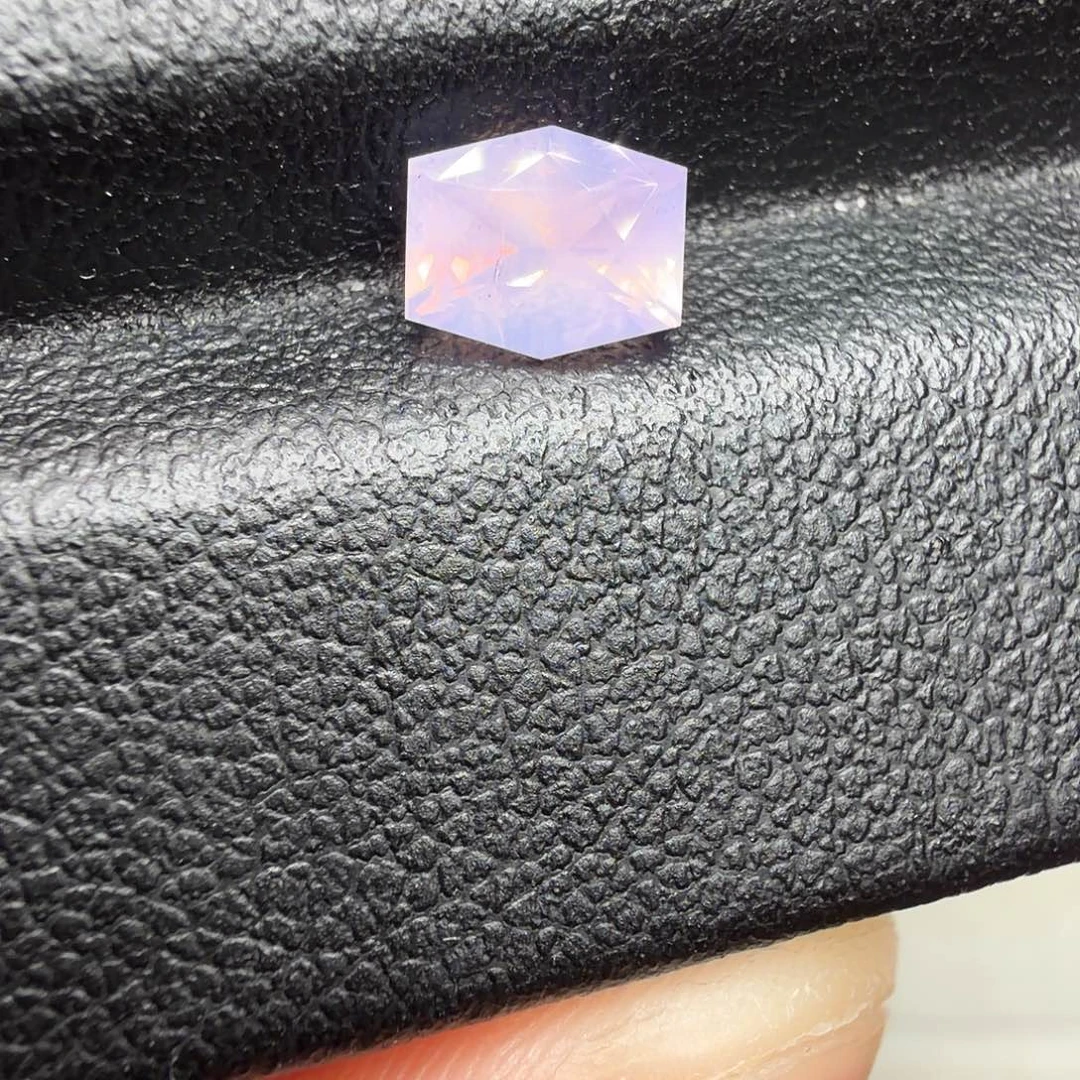 彩色蓝宝石裸石1.03ct